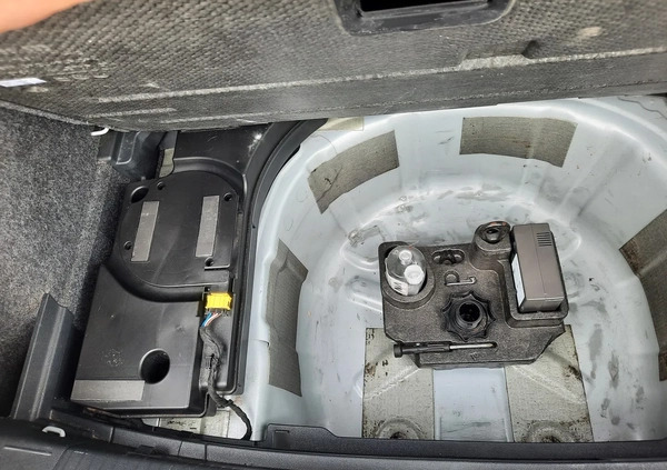Volkswagen Polo cena 59900 przebieg: 92992, rok produkcji 2019 z Ślesin małe 781